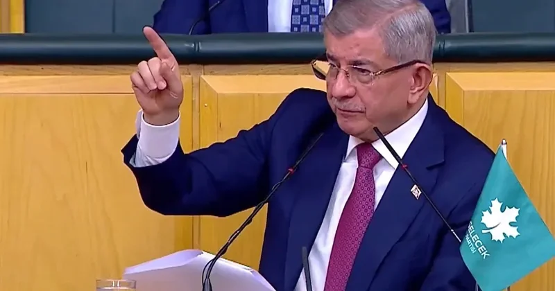Davutoğlu AKP’li isimleri hedef aldı: Bu üçlü çete Türkiye ye 10 yıl kaybettirdi Sözcü Gazetesi