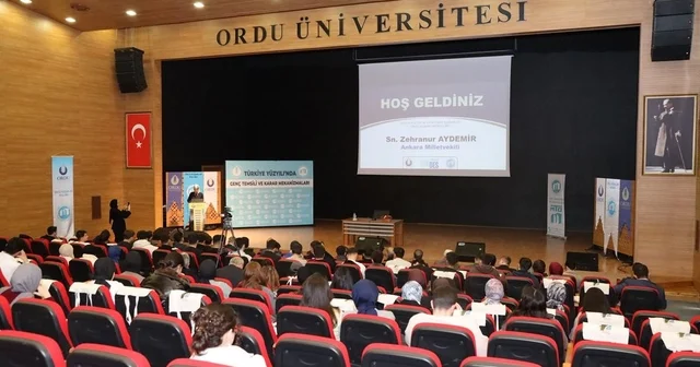 ODÜ de Türkiye Yüzyılı nda Genç Temsili ve Karar Mekanizmaları konferansı Ordu Haberleri