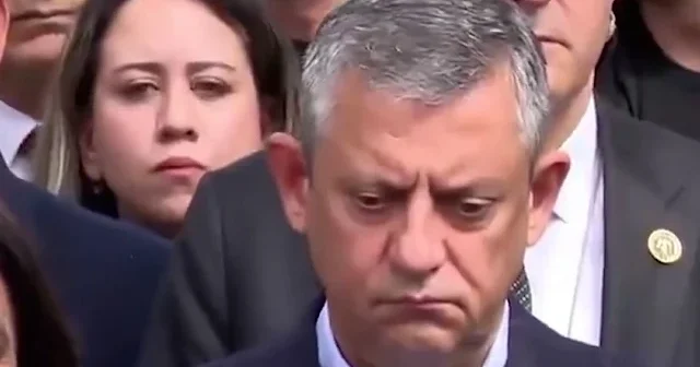 Özgür Özel Deniz Gezmiş’i anma programına katıldı VİDEO İZLE
