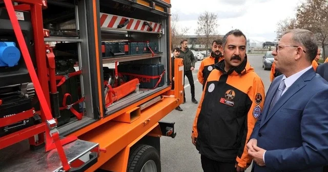 Kars ta KARAKURT ekibine resmi arma: Afetlere hazır güç sahada Kars Haberleri