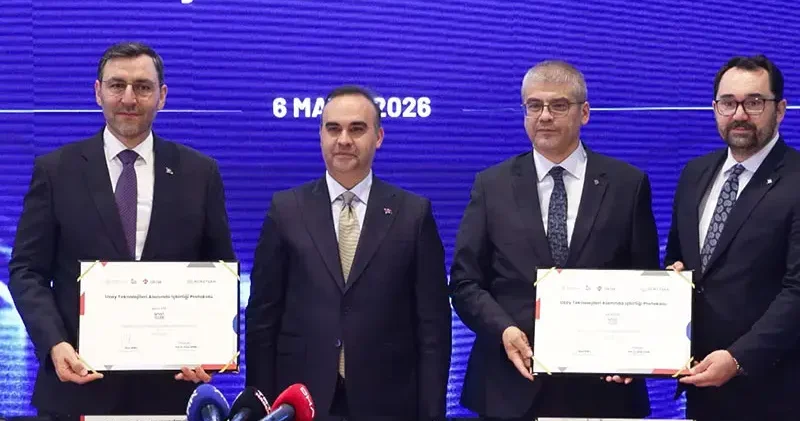 Bakan Kacır, TÜBİTAK ın Savunma Sanayi Alanında İş Birlikleri anlaşmasının imza törenine katıldı