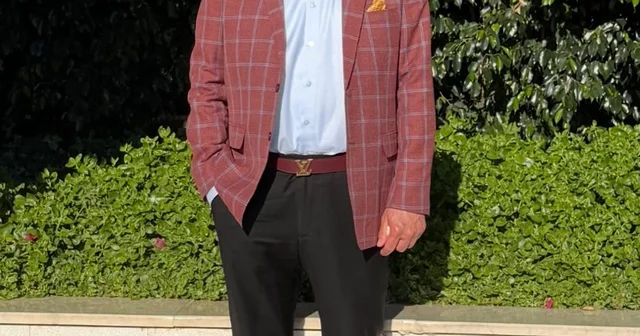 Eski bakan Çavuşoğlu nun kardeşi, ofisinde silahla vurulmuş halde bulundu Antalya Haberleri