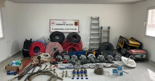 Depremzedelerin köy evlerinden 11 milyon değerinde malzeme çaldılar Osmaniye Haberleri