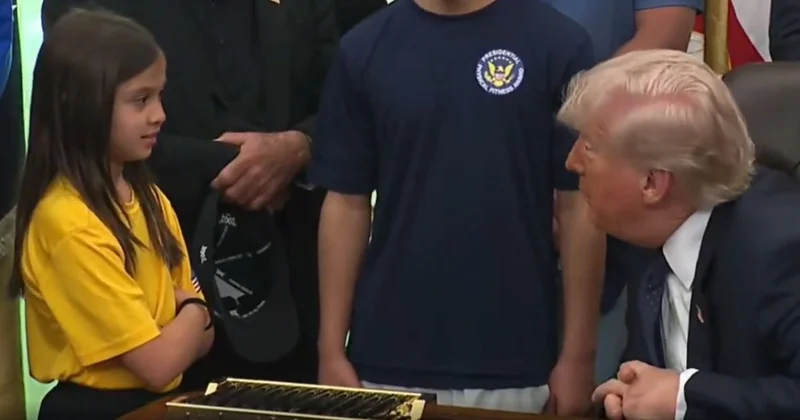 Trump küçük kızın boyuyla dalga geçti: Bu boyla smaç atabiliyor musun?