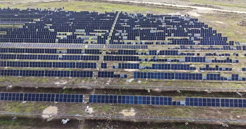 Viranşehir’de hortum güneş panellerini kullanılamaz hale getirdi
