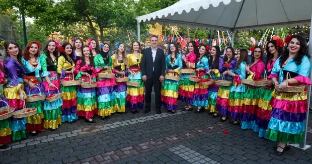 Bursa haberleri Bursa da Hıdırellez Şenliği coşkusu 06 Mayıs 2026