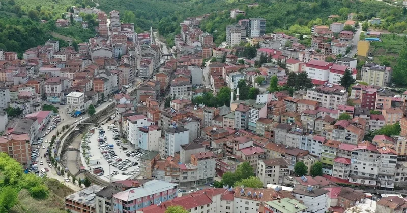 Otomobil sahibi olmanın en uzun yolu: AKP li belediye 10 çocuk yapana hediye ediyor Sözcü Gazetesi