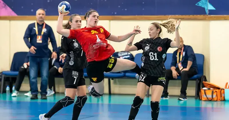 Kadınlar 50’nci Yıl Federasyon Kupası’nda yarı finale yükselen takımlar belli oldu