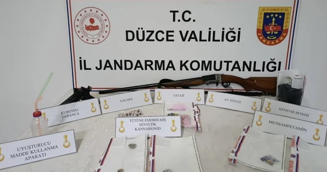 Düzce de jandarmadan uyuşturucu operasyonu Düzce Haberleri