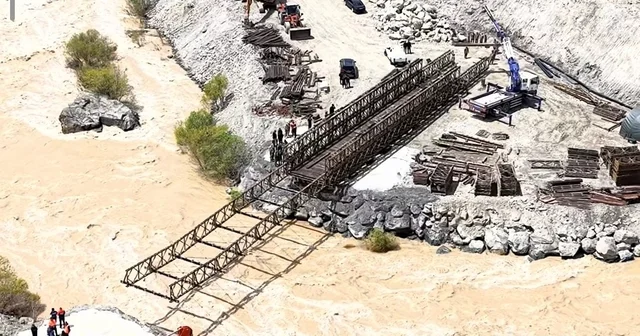 Vali Taşyapan, panel köprü yapım çalışmalarını yerinde inceledi Hakkari Haberleri
