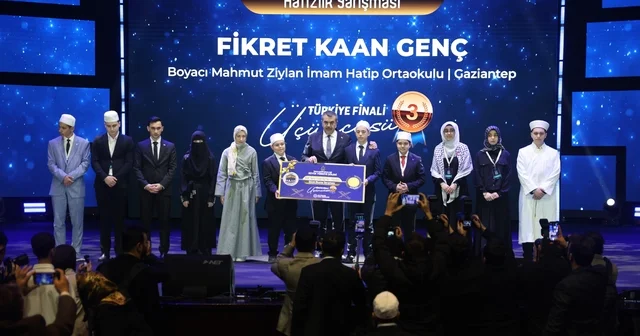 Bakan Tekin: Gençlerimizin ruh dünyası, algoritmaların merhametine bırakılmamalı Milli Eğitim Bakanı Yusuf Tekin: Evlatlarımızı ekranların insafına terk etmemeliyiz Konya Haberleri