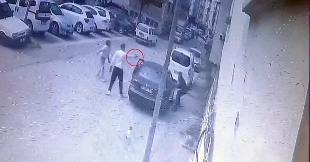 Bursa da silahlı alacak kavgası kamerada: 1 yaralı Bursa Haberleri