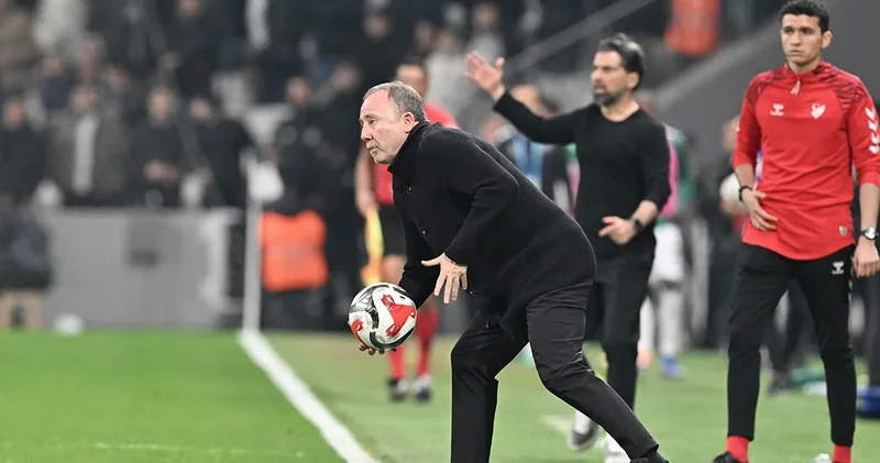Sergen Yalçın dan taraftarların tepkisine yanıt