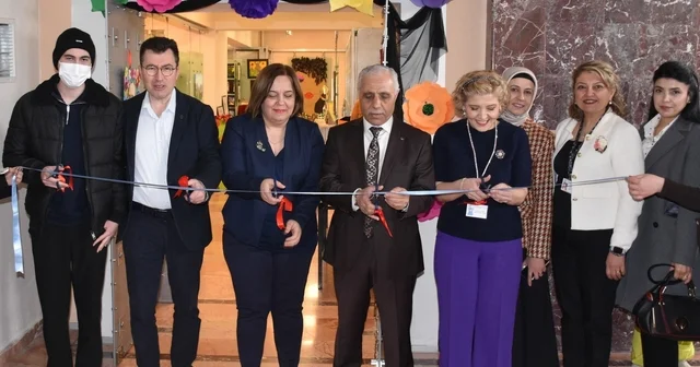 ESOGÜ Hastanesi nde Sanat İyileştirir başlıklı sergi açıldı Eskişehir Haberleri