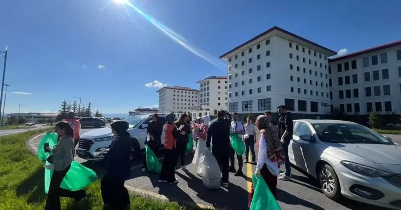 Üniversitede Bulmak İstediğin Gibi Bırak çevre seferberliği