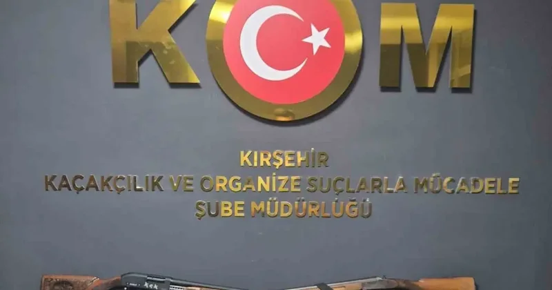 Kırşehir’de, ruhsatsız tüfek ve kaçak içki ele geçirildi