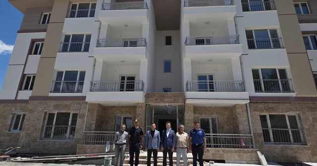 Kaymakam Algın ve Başsavcı Duran, adliye lojmanlarında incelemelerde bulundu Adıyaman Haberleri