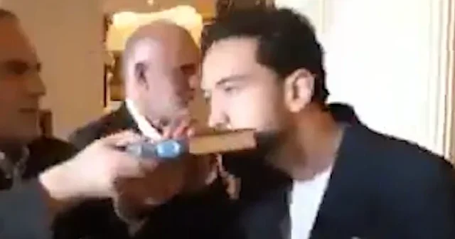 ABD ye doğrudan gitmediler: İran Milli Takımı futbolcuları Kur an ı Kerim i öperek yola çıktı VİDEO İZLE