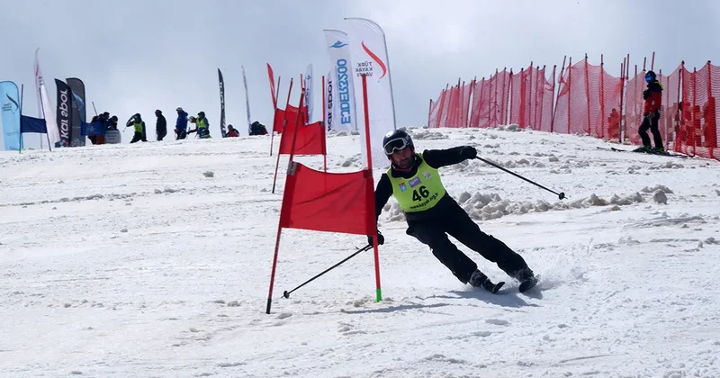 Erzurum Palandöken de Haziran ayında kayak heyecanı