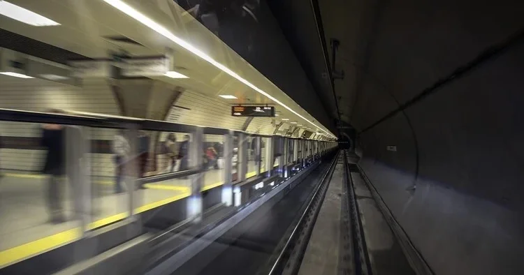 İstanbul da M 7 Metro Hattı’nda arıza