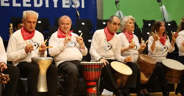 Bursa haberleri Engelliler Meclisi Yaza Merhaba Konseri verdi 06 Haziran 2026