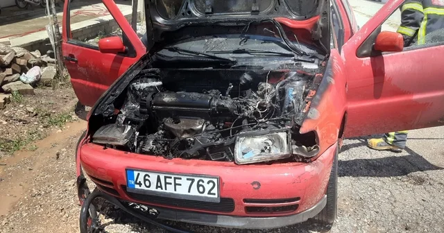 Adıyaman da seyir halindeki otomobilde çıkan yangın söndürüldü Adıyaman Haberleri