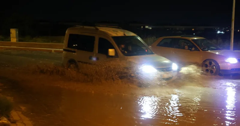 Konya’da sağanak felakete dönüştü: Bazı evler ve araçlar sel altında kaldı