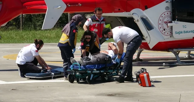 Kalp krizinde zamana karşı yarış: Hasta, ambulans helikopterle Samsun a sevk edildi Samsun Haberleri