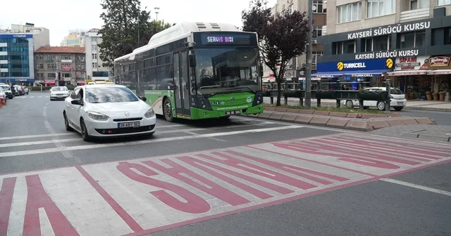 UKOME den, İnönü Bulvarı nda yaya geçidi düzenlemesi: Amaç can güvenliğinin artırılması Kayseri Haberleri Habertürk Yerel Haberler