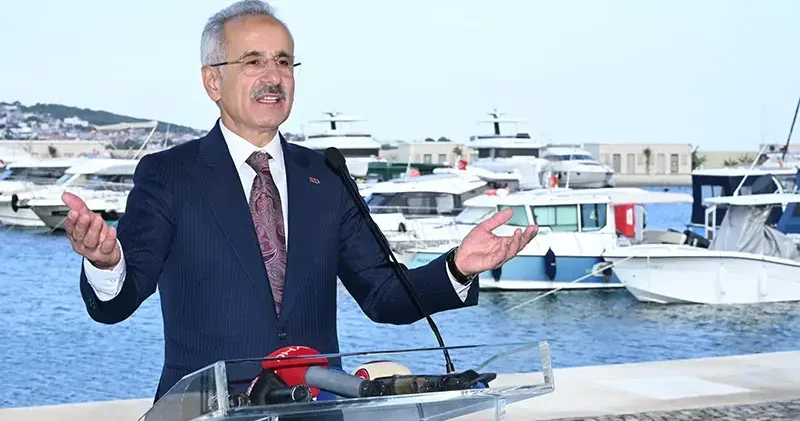 Bakan Uraloğlu: İlk 6 ayda elleçlenen yük miktarı yüzde 1,5 artarak 279 milyon tona ulaştı
