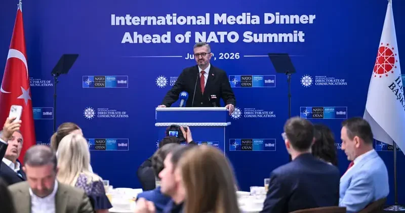 İletişim Başkanı Duran, NATO Zirvesi öncesi uluslararası basın mensuplarıyla buluştu