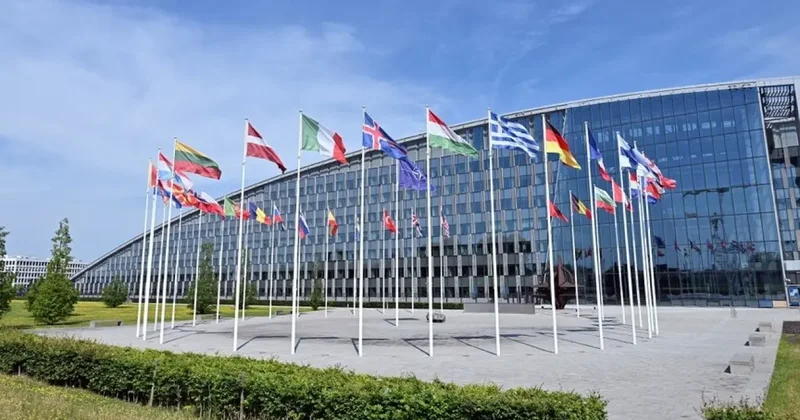Ankara daki NATO Zirvesi anısına tedavülde kullanılacak özel 5 lira basıldı
