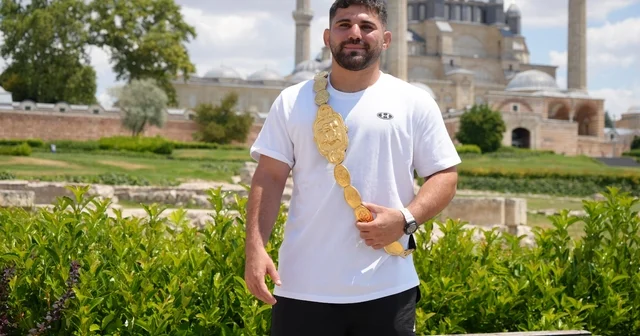 Başpehlivan Erkan Taş: Hedefim altın kemeri uzun yıllar korumak Edirne Haberleri Habertürk Yerel Haberler