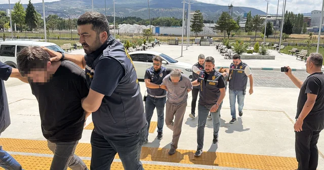 Servis araçları işletmecisine silahlı saldırıya ilişkin 3 gözaltı Kütahya Haberleri Habertürk Yerel Haberler