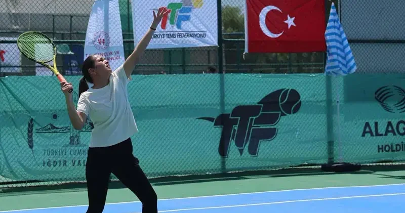6 ncı Ulusal Kayısı Cup Tenis Turnuvası, Iğdır’da başladı
