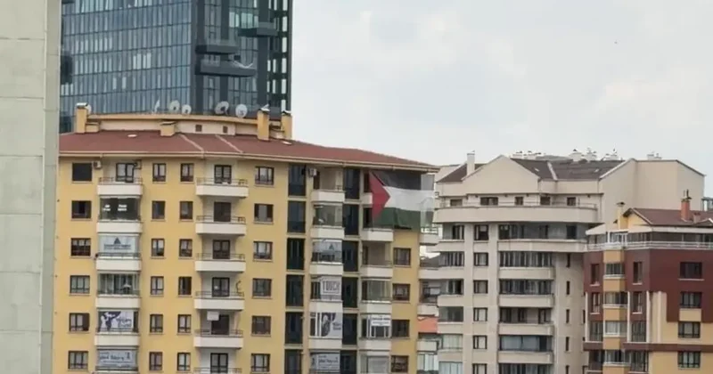 Trump ın otelinin karşısında Filistin bayrağı! Gören bir daha baktı