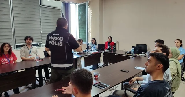 Kütahya Emniyeti nden uyuşturucuyla mücadelede farkındalık eğitimleri Kütahya Haberleri Habertürk Yerel Haberler