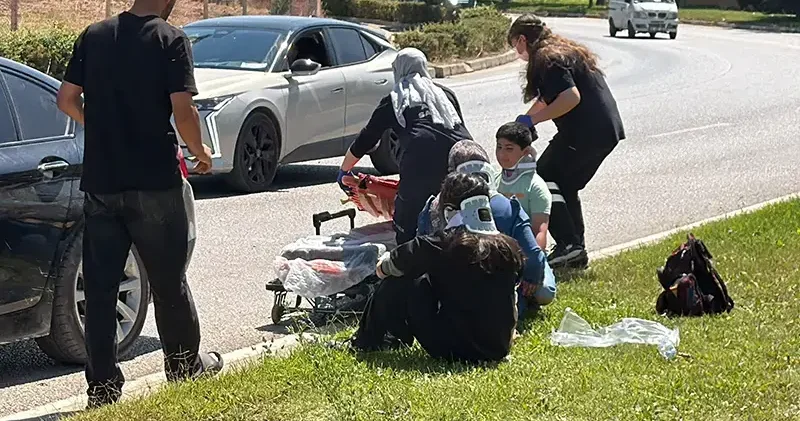 Kaza ihbarına giden polis aracına otomobil çarptı: 1’i polis, 1’i bekçi 6 yaralı