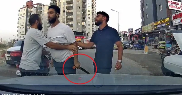 Trafikte tartıştığı sürücüyü darbedip, testereyle saldırmaya çalıştı Adana Haberleri Habertürk Yerel Haberler