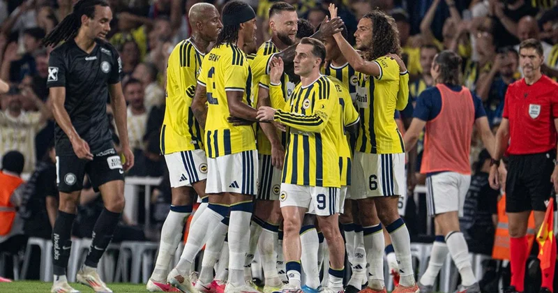 Fenerbahçe taraftarı yıldız ismi hedef aldı: Böyle oynayacaksa forma giymesin