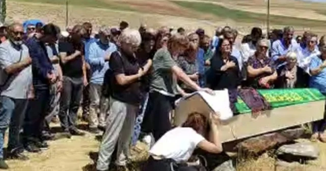 PKK nın üç numaralı ismi Mustafa Karasu nun annesi Sivas ta defnedildi Sivas Haberleri Habertürk Yerel Haberler
