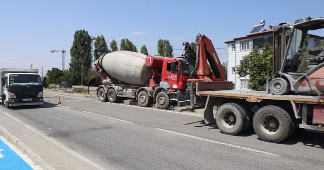 Iğdır Tuzluca kara yolunda zincirleme kaza: 4 kişi yaralandı Iğdır Haberleri Habertürk Yerel Haberler