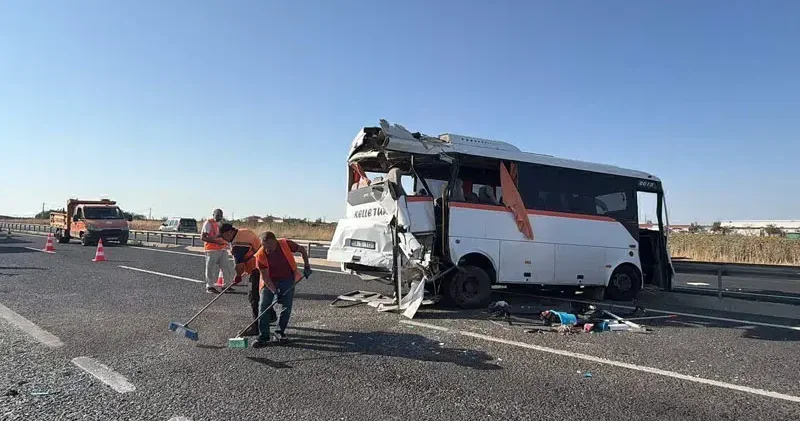 Tekirdağ’da 4 araç zincirleme kazaya karıştı; 29 yaralı