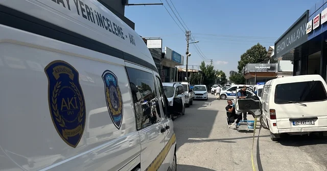 Lüks otomobille kar maskeli milyonluk soygun Konya Haberleri Habertürk Yerel Haberler