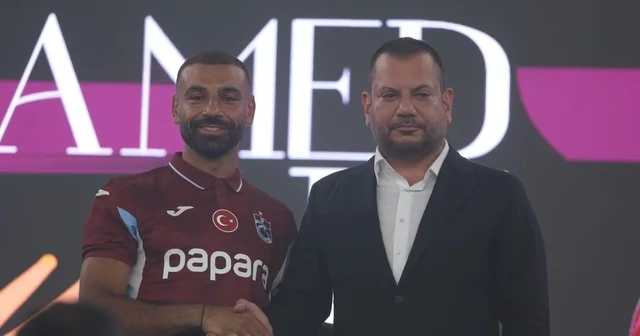 Trabzonspor da Salah a büyük imza töreni Trabzon Haberleri Habertürk Yerel Haberler