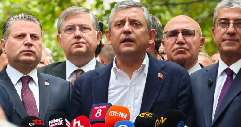 CHP de gözler belediyelerde! 230 belediye başkanı Yeni Parti ye geçiyor