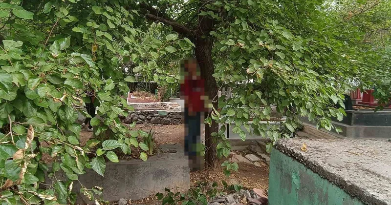 Diyarbakır Bağlar daki mezarlıkta ağaca asılı ölü bulunan kişinin kimliği belirsiz
