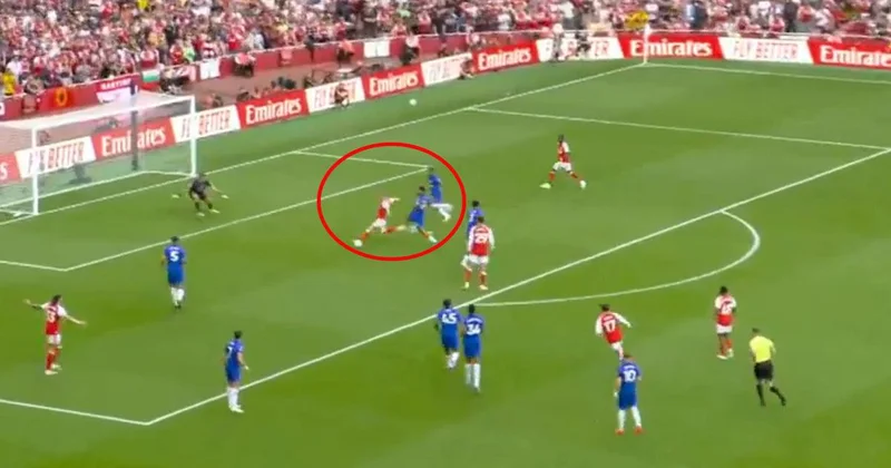 Londra derbisinde kazanan Arsenal! 1 0 dan geri dönüp 3 te 3 yaptılar