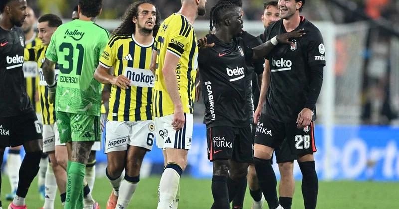 Fenerbahçe ye sahasında büyük şok! Öne geçtikleri derbiyi kaybettiler