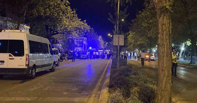Kafede kanlı hesaplaşma: 2 kişi öldü, 1 i ağır 4 kişi yaralandı
